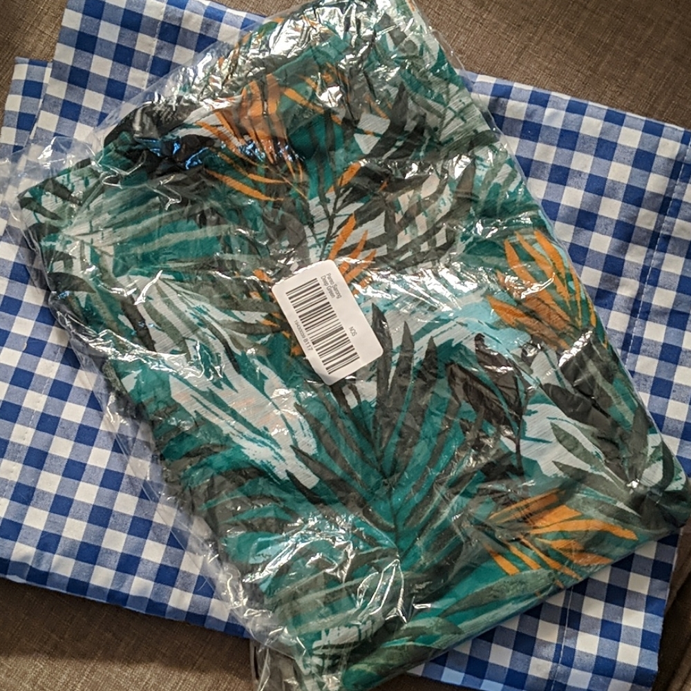 NWT PrettyLittleThing sarong